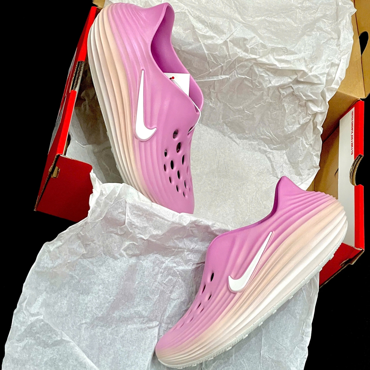 Dép Nike ReactX Rejuven8 ‘Arctic Orange’ HV5062-103