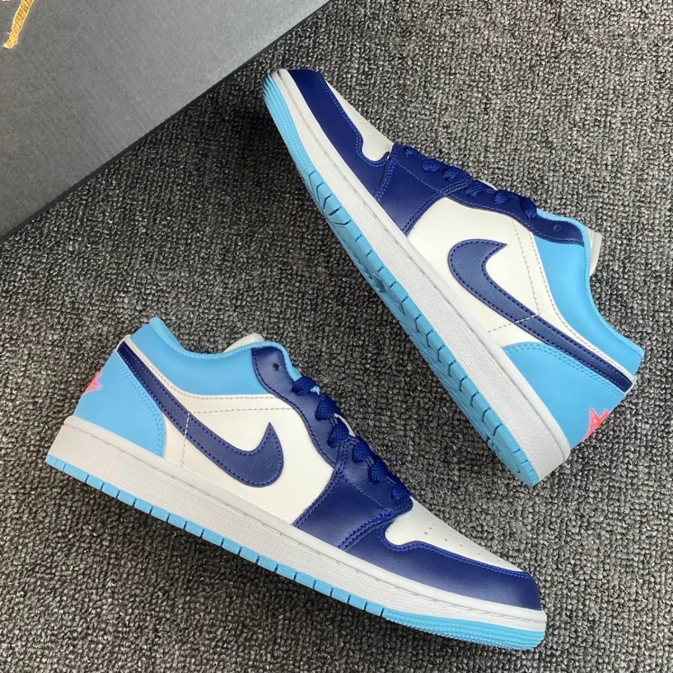 Giày Air Jordan 1 Low 'Sail Blue Chill' 553558-149 (2)
