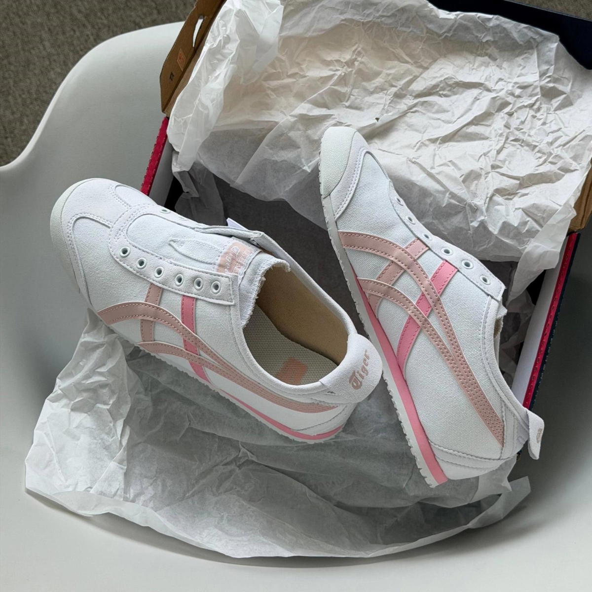Giày Onitsuka Tiger MEXICO 66 SLIP-ON 'WHITE PEACH GINGER' 1183A360-132