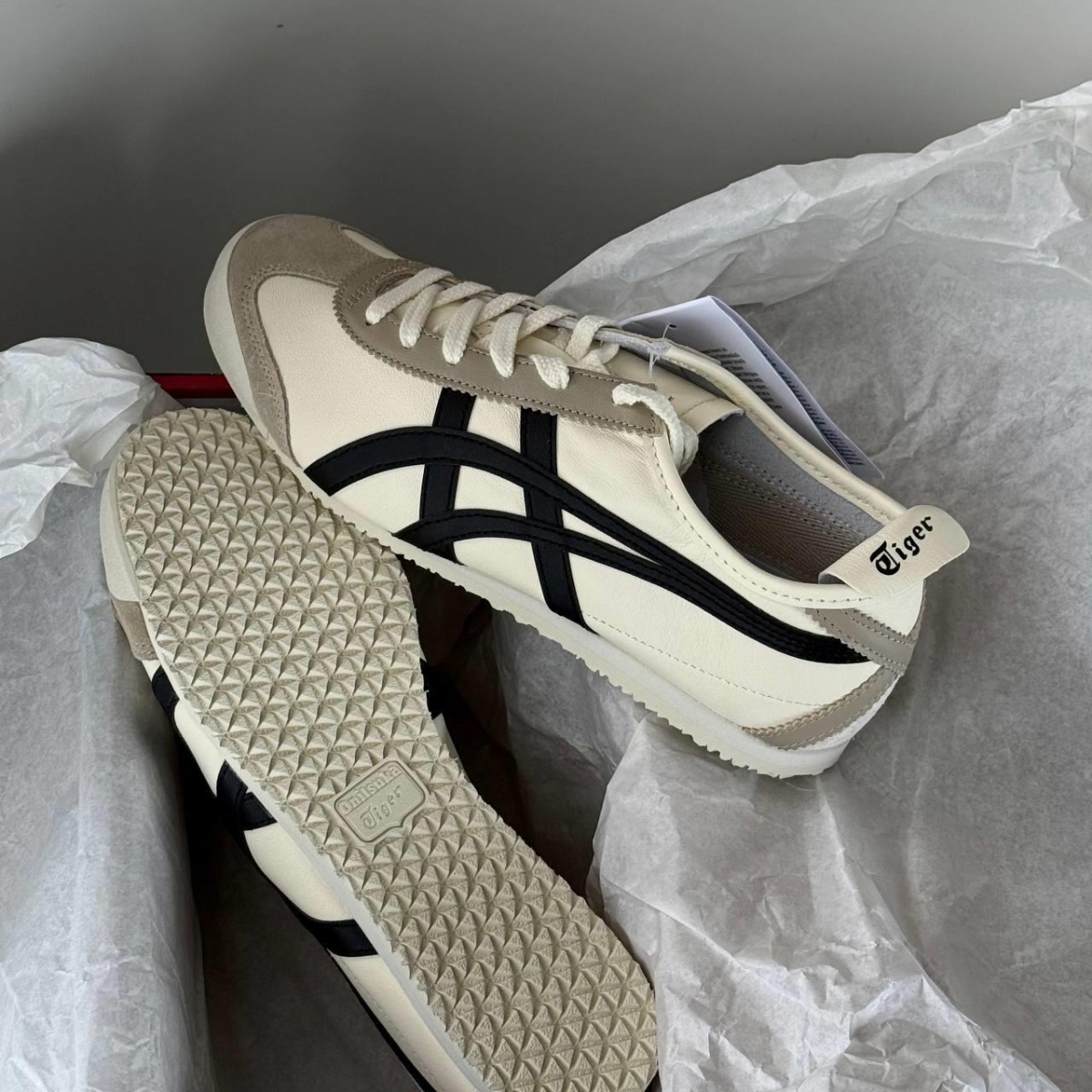 Giày Onitsuka Tiger Mexico 66 'Ivory Black' 1183C102-752 (3)