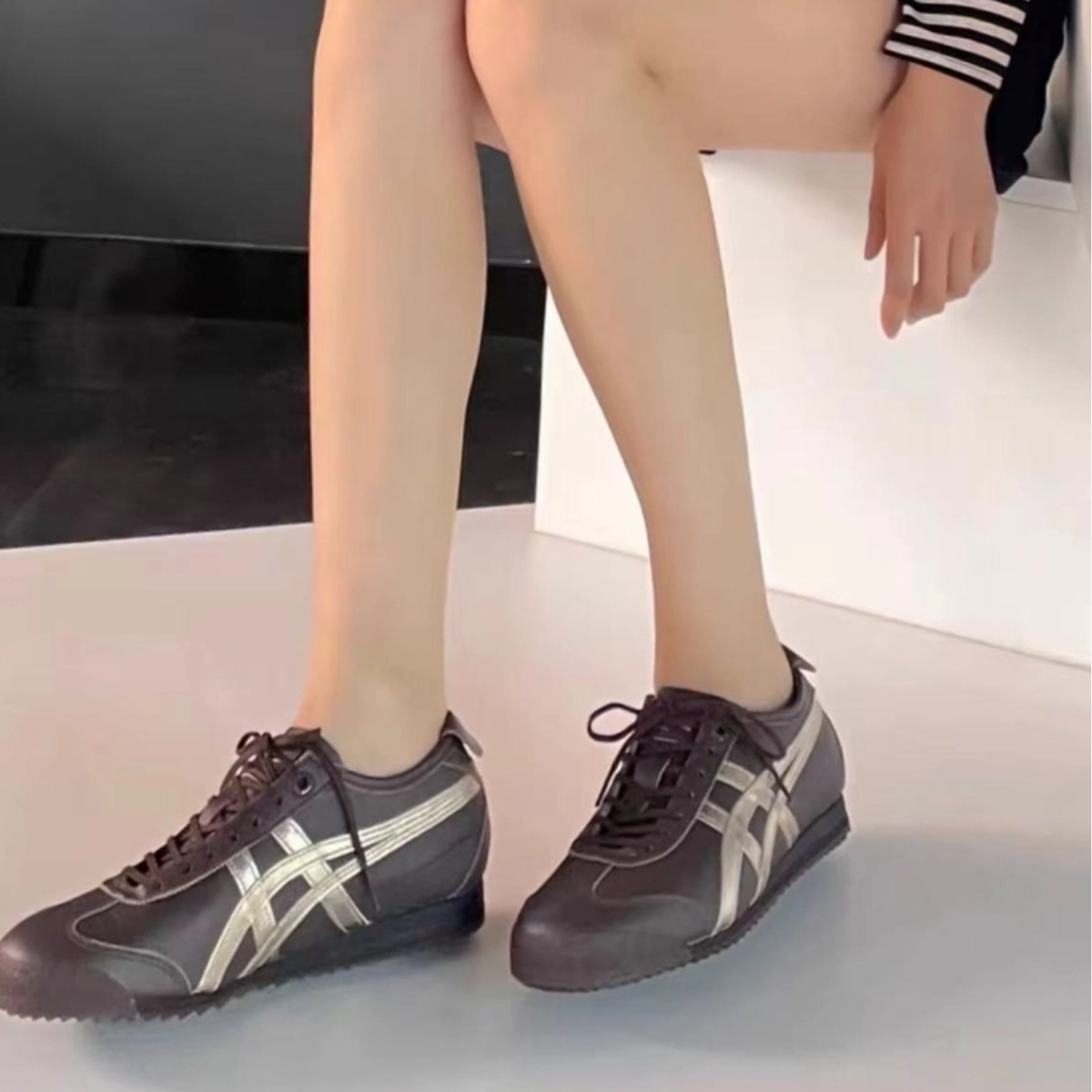 Giày Onitsuka Tiger Mexico 66 SD 'Brown' 1183A872-204 (2)