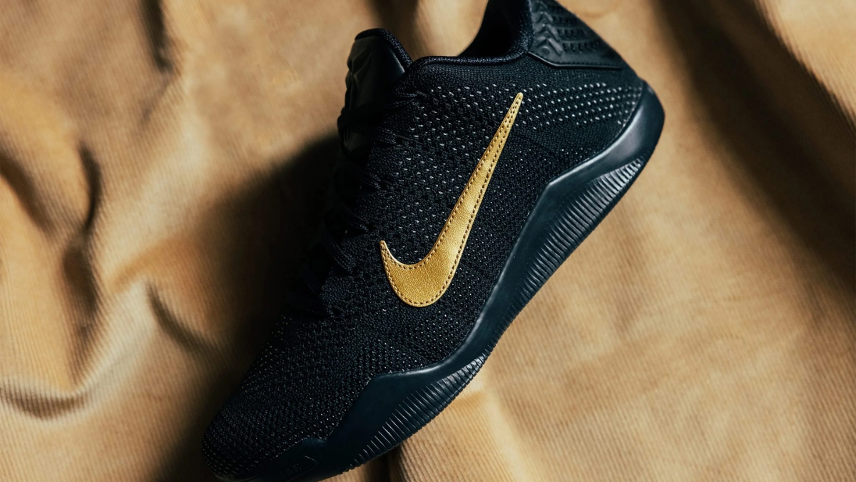 Khám phá 2 siêu phẩm Nike Kobe 11 tái ngộ trong tháng 4