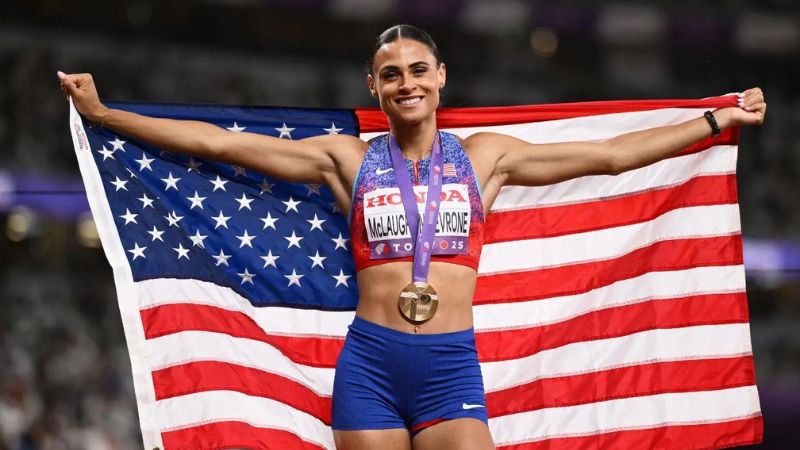 Sydney McLaughlin-Levrone là một trong những đại sứ tiêu biểu của New Balance Grey Days 2026