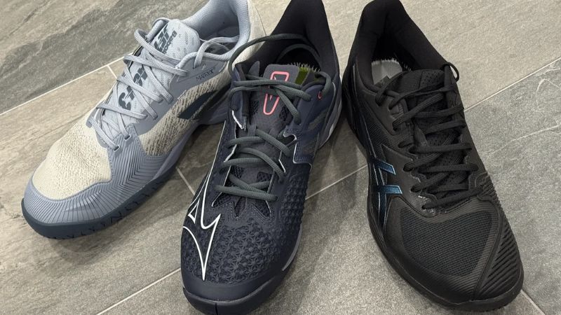 Selkirk CourtStrike và CourtStrike Pro: Chọn bản nào?