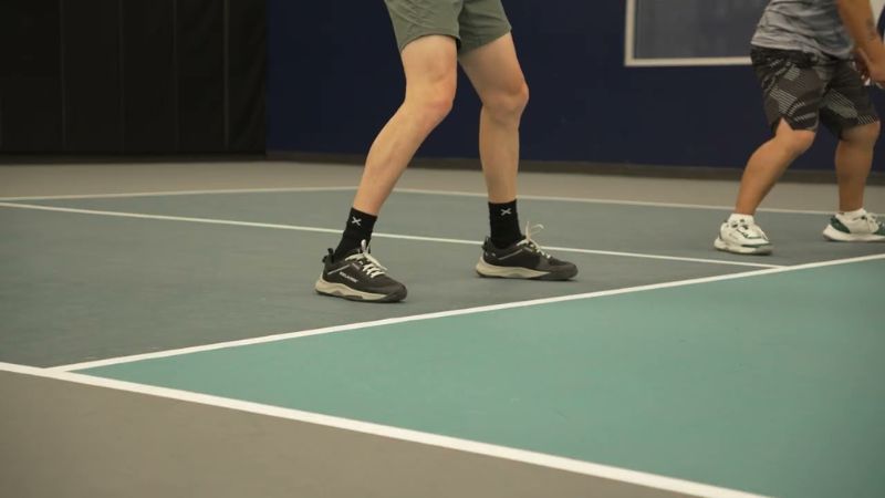 Dòng giày Selkirk CourtStrike được tối ưu về sức mạnh và độ linh hoạt ở mọi cấp độ người chơi
