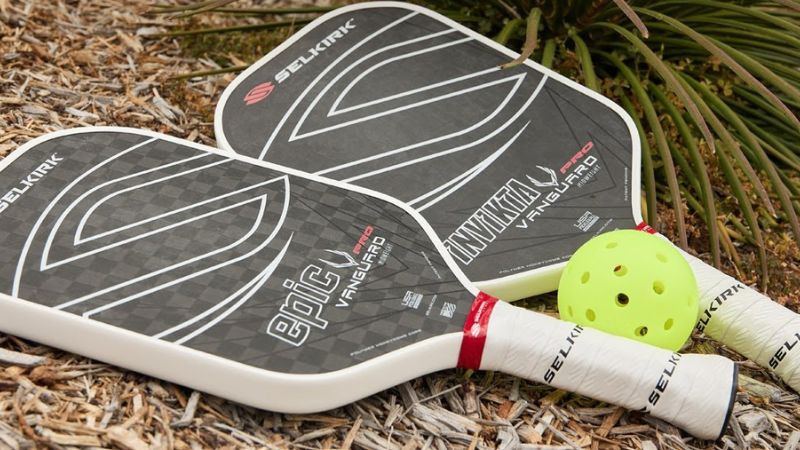 Selkirk Vanguard Control vs Pro: Nên chọn loại nào