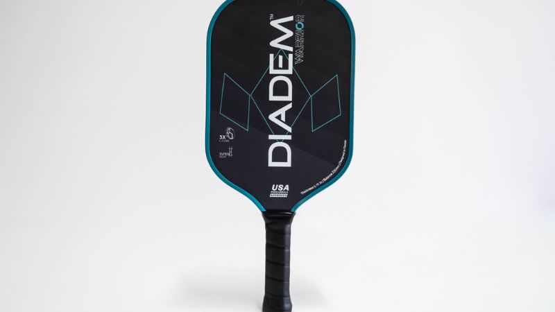 Những nâng cấp mới của Diadem Sports đối mặt với nguy cơ vi phạm sáng chế "Game Paddle" của JOLLA
