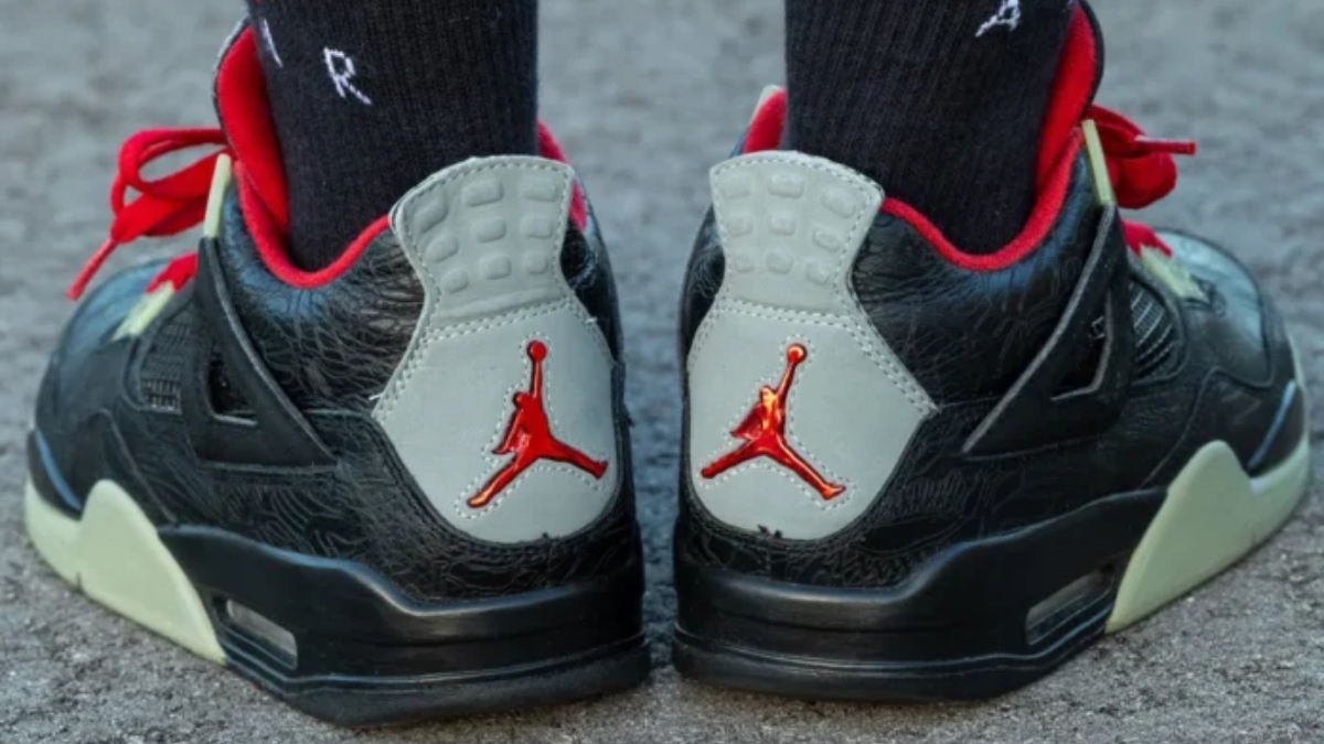 huyền thoại Air Jordan 4 Laser tái xuất sau nhiều năm