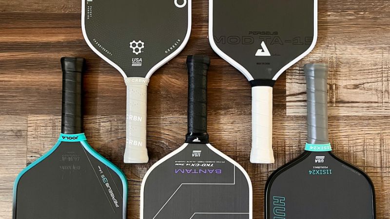 Chọn cán quấn vợt pickleball phù hợp và thay đúng thời điểm giúp duy trì hiệu suất thi đấu ổn định