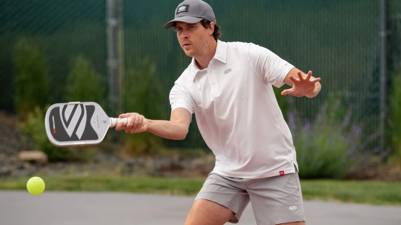 Kết hợp Power Serve, Lob Serve và Sidespin Serve giúp duy trì sự khó đoán trong suốt trận đấu