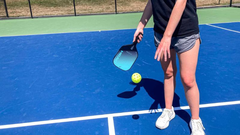 Sneaker Daily cung cấp đa dạng các sản phẩm vợt pickleball cho người tay yếu