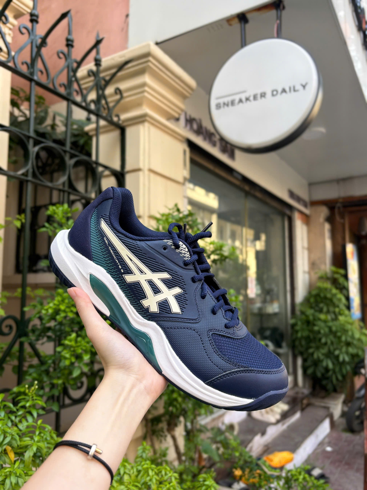 Giày Tennis/Pickleball Asics Gel Dedicate 9 Wide ‘Midnight/Oatmeal’ 1041A544-400 Giày Tennis/Pickleball Asics Gel Dedicate 9 Wide ‘Midnight/Oatmeal’ 1041A544-400