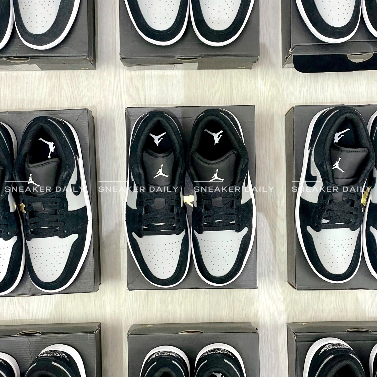 Giày Air Jordan 1 Low "Black/Light Smoke Grey" 553558-048 Giày Air Jordan 1 Low "Black/Light Smoke Grey" 553558-048