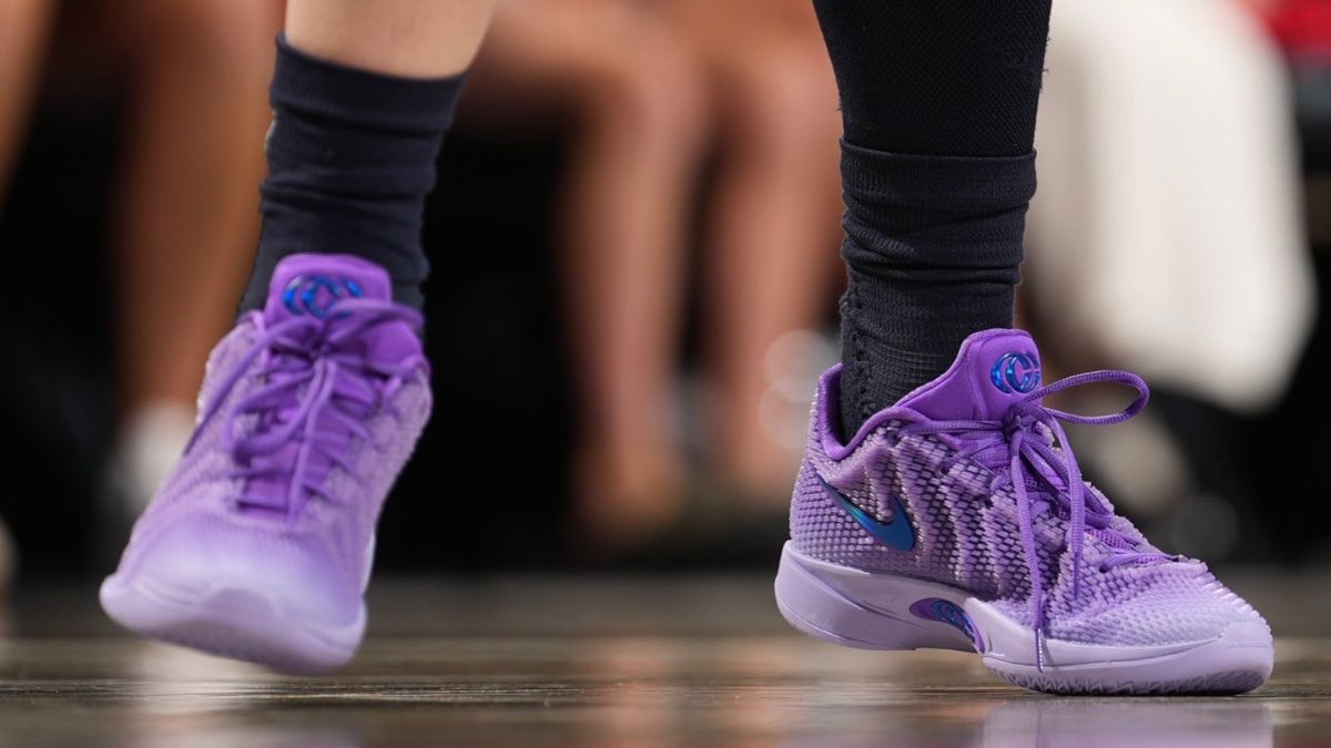 Lộ Diện Nike Caitlin 1 Purple đánh dấu sự trở lại của Caitlin Clark