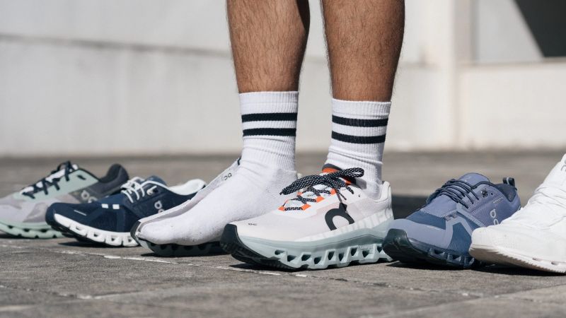 Minh họa cách đọc bảng size giày On Running nam theo số đo bàn chân chính xác