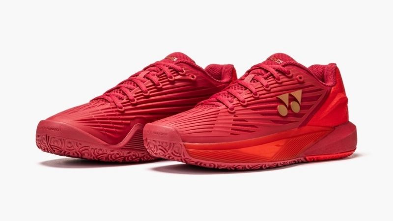 Power Cushion hấp thụ chấn động, hoàn trả năng lượng và hỗ trợ bước di chuyển nhanh trên sân tennis