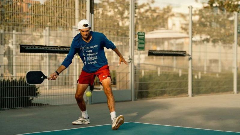 Giữ vững tinh thần giúp người chơi Pickleball duy trì chiến thuật và tránh mắc lỗi khi bị dẫn điểm