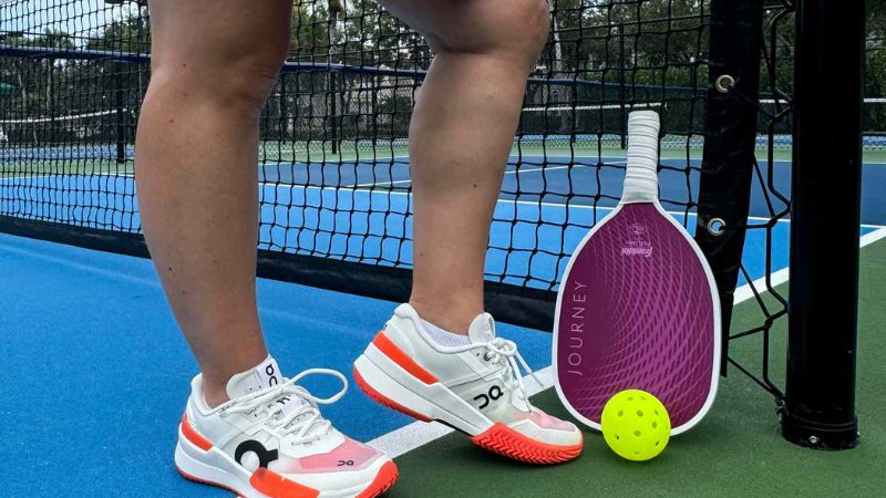 Mua sắm giày pickleball chính hãng với các thiết kế đa dạng tại Sneaker Daily