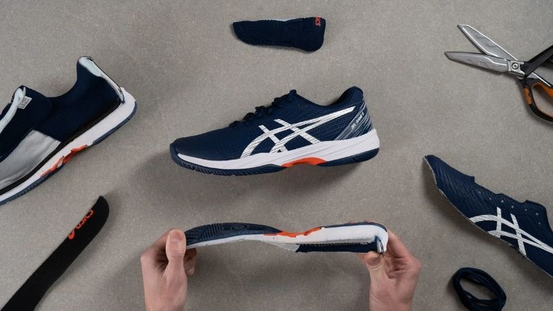 Asics Gel Dedicate 9 nổi bật với khả năng ổn định khi di chuyển khi trên sân