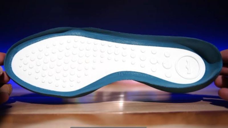 Review Nike LeBron 23 sử dụng đế ZoomX toàn phần kết hợp Cushlon 3.0 cho khả năng giảm chấn vượt trội