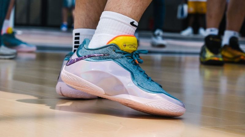 Review Nike LeBron 23 qua trải nghiệm thực tế về độ bám sân, độ êm và khả năng ôm chân
