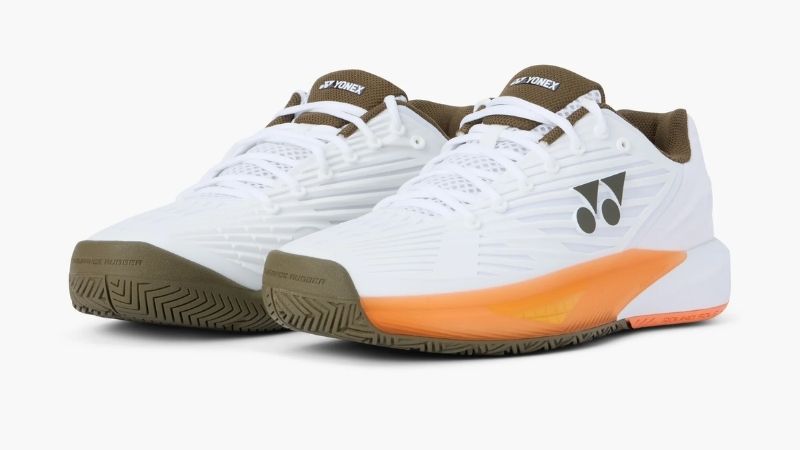Cận cảnh upper Double Raschel Mesh trên Yonex Eclipsion 5 với khả năng thoáng khí vượt trội khi thi đấu