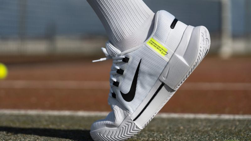 Đế ngoài herringbone giúp Nike Zoom GP Challenge 1.5 và Pro tăng độ bám sân