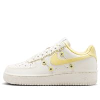 Giày Nike Air Force 1 '07 'Sail Soft Yellow' IW2348-170