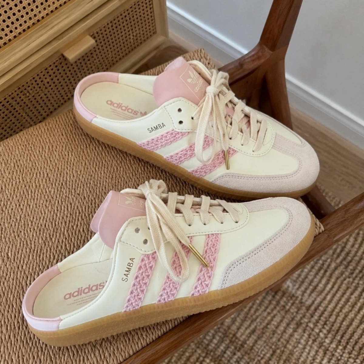Giày Adidas Samba OG Mule 'White Pink' HP5052 Giày Adidas Samba OG Mule 'White Pink' HP5052