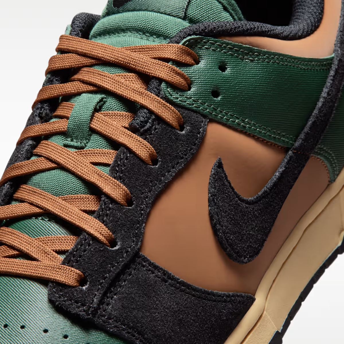 Giày Nike Dunk Low Retro 'Fir Light British Tan' IM4414-300 Giày Nike Dunk Low Retro 'Fir Light British Tan' IM4414-300