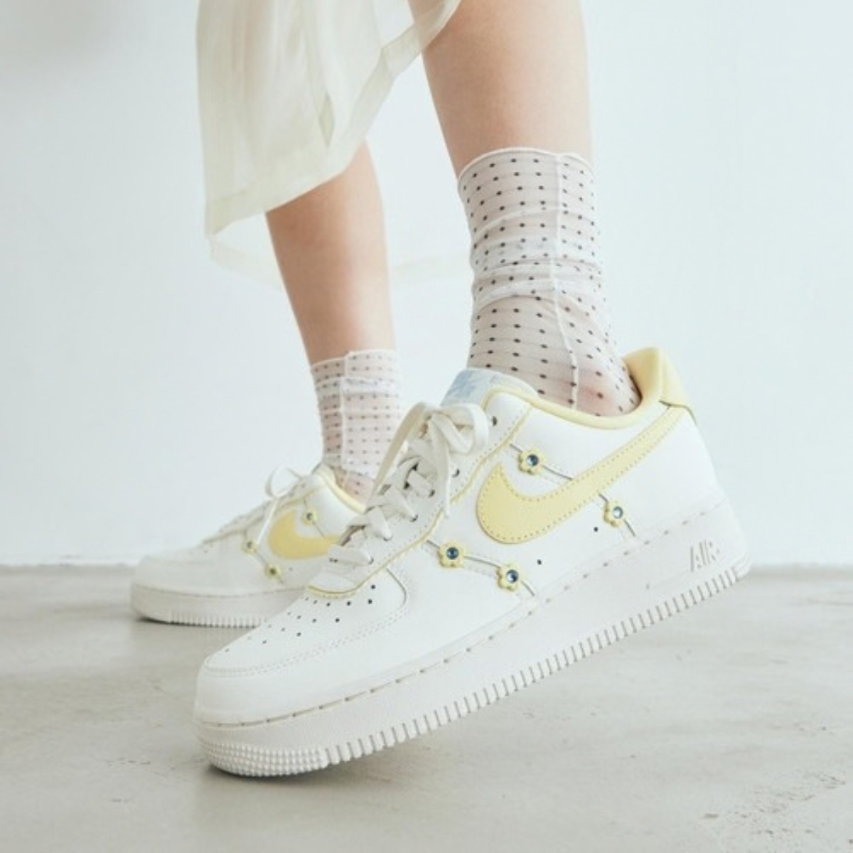 Giày Nike Air Force 1 '07 'Sail Soft Yellow' IW2348-170 Giày Nike Air Force 1 '07 'Sail Soft Yellow' IW2348-170