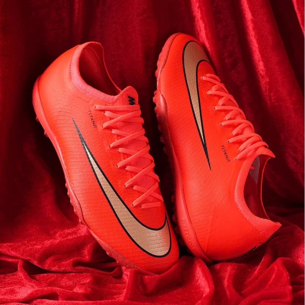 Giày Nike Mercurial Vapor 17 Pro TF 'Bright Crimson' IM5811-600 Giày Nike Mercurial Vapor 17 Pro TF 'Bright Crimson' IM5811-600