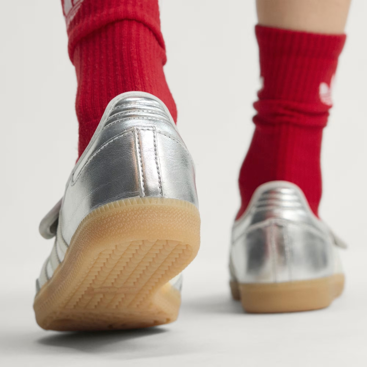 Giày Adidas Samba Jane 'Silver Metallic Off White' KK2502 Giày Adidas Samba Jane 'Silver Metallic Off White' KK2502