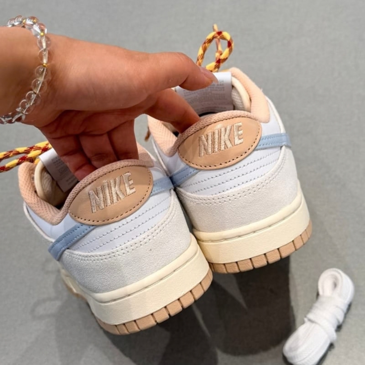 Giày Nike Dunk Low Retro SE 'White Hydrogen Blue Shimmer' IW2016-141 Giày Nike Dunk Low Retro SE 'White Hydrogen Blue Shimmer' IW2016-141