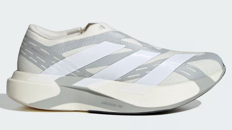 Công nghệ Techfit giúp Adidas Evo SL không dây cố định bàn chân khi chạy
