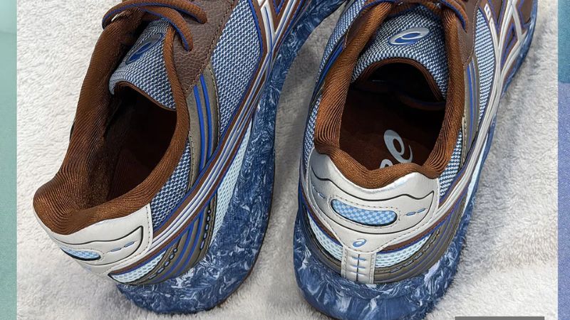 Đế giữa marble lấy cảm hứng từ Asics Noosa Tri 16 trên thiết kế Tabi 4 mới