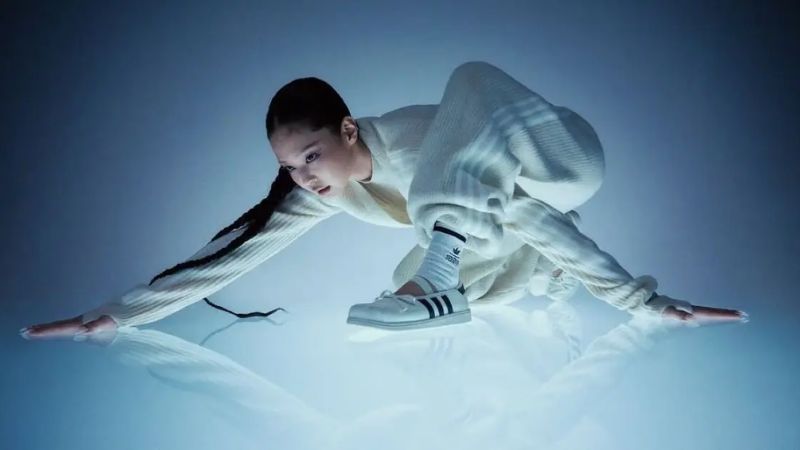 Bộ sưu tập adidas Originals by JENNIE mang tinh thần balletcore mềm mại, hiện đại và đậm dấu ấn JENNIE