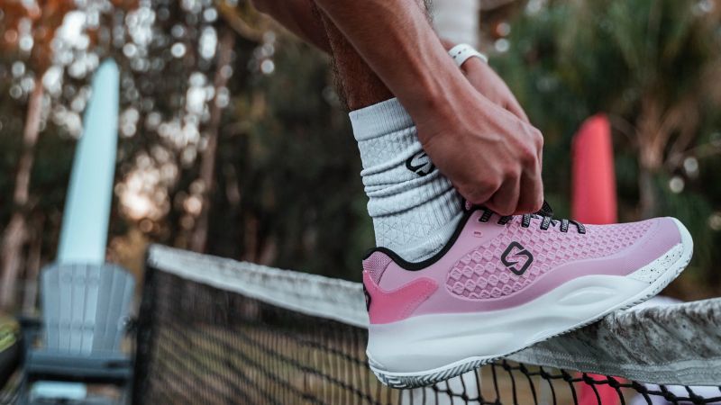Gabe Tardio ra mắt siêu phẩm giày G1
