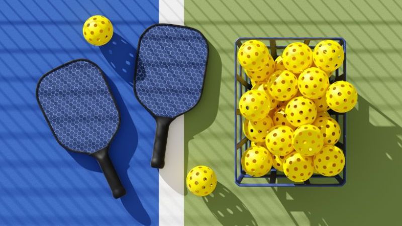 Sneaker Daily cung cấp giày chính hãng phù hợp nhu cầu tập luyện pickleball và vận động hàng ngày