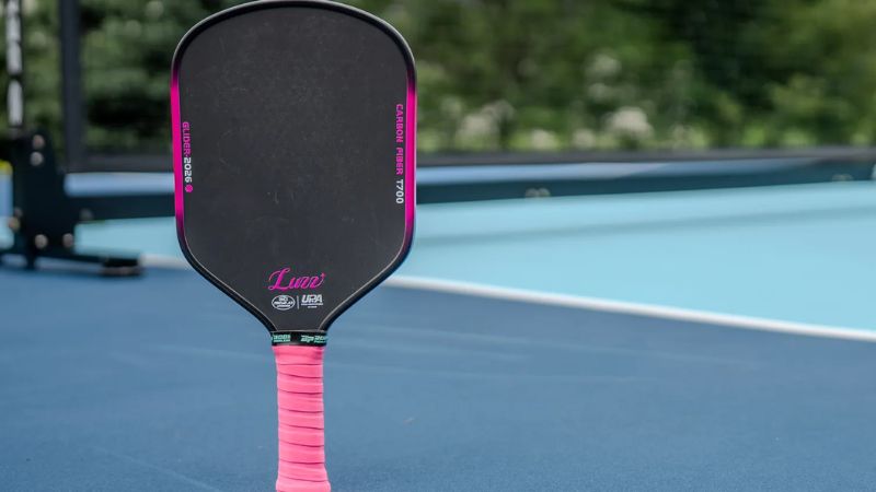Vợt pickleball tốt nhất cho người chơi trình độ trung cấp với Luzz Glider