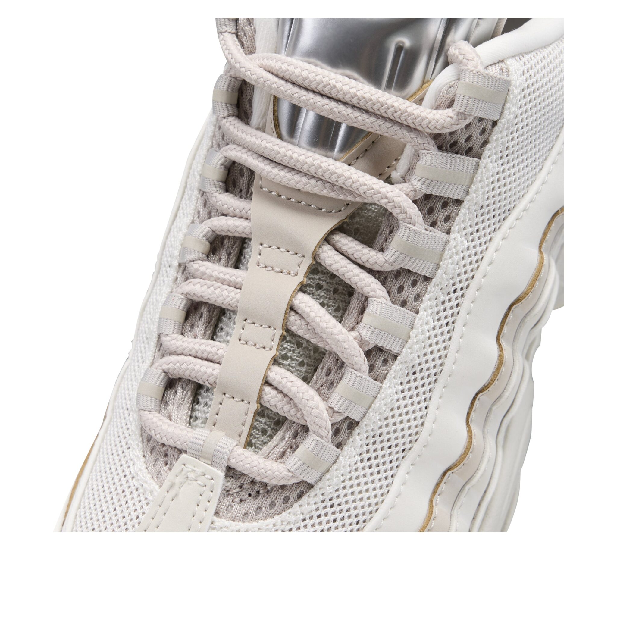 wmns-nike-air-max-95-big-bubble-chrome-light-bone-silver-iv3305-001-6 (WMNS) Nike Air Max 95 Big Bubble Chrome 'Light Bone Silver'