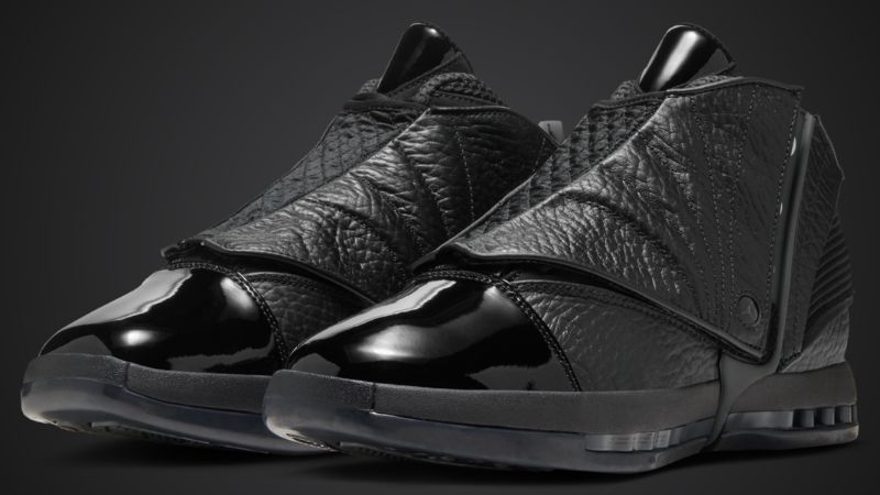 Bộ sưu tập Jordan "Black Pack" trình làng Air Jordan 16 với da nhăn và mũi bóng