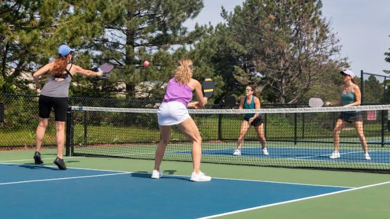 Lỗi di chuyển chân mà người chơi pickleball 4.0 hay mắc khi reset