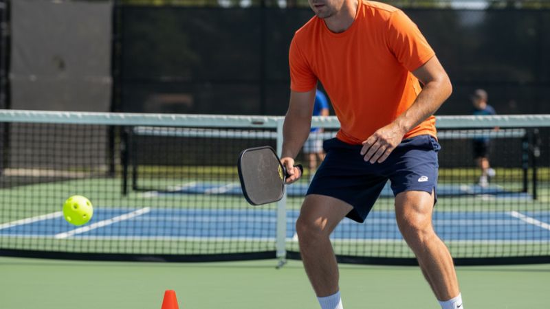Lỗi di chuyển chân mà người chơi pickleball 4.0 hay mắc khi split step