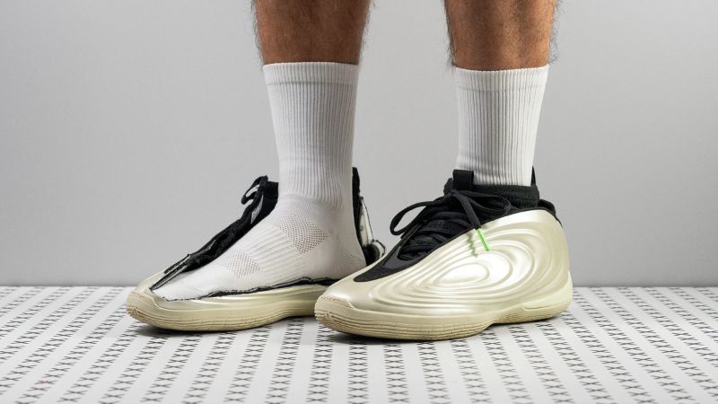 Review adidas Harden Volume 10 cận cảnh upper chắc chắn và cấu trúc thân giày