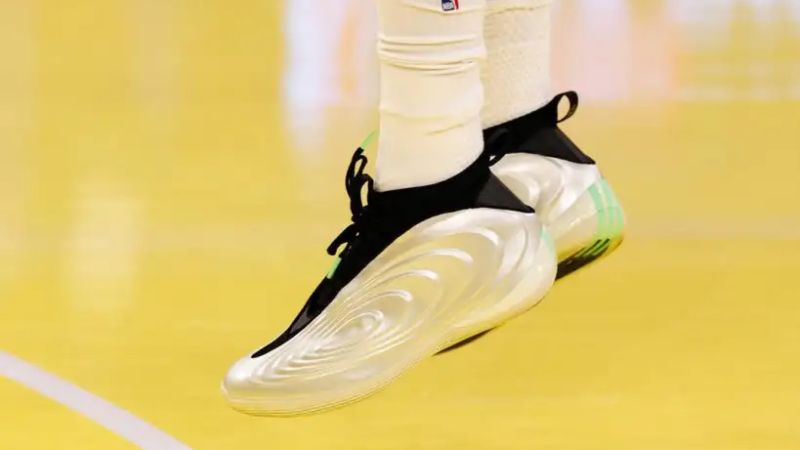 Harden Volume 10 phù hợp người chơi ưu tiên độ bám, ổn định và hỗ trợ