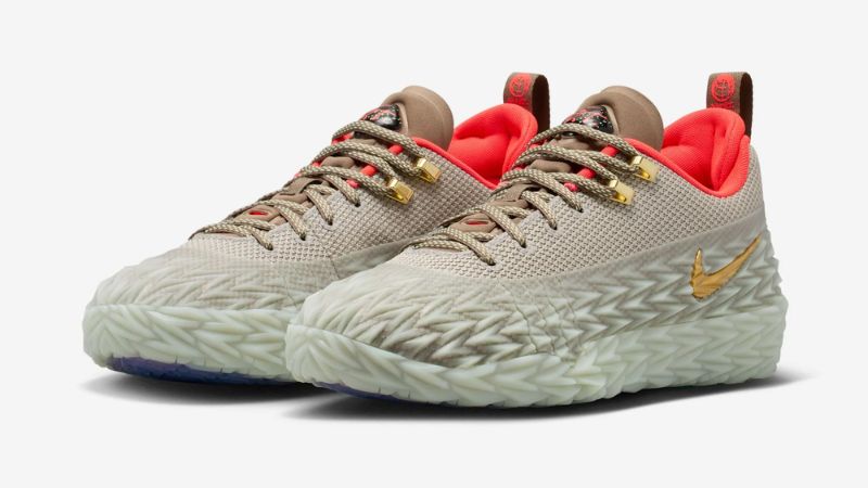 Review Nike ST Charge phù hợp với hậu vệ, cầu thủ cánh và người chơi sân outdoor